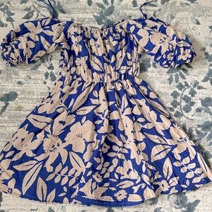 GB size S dress. Off the shoulder.